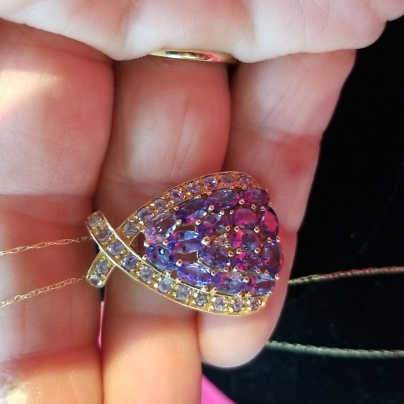 Tanzanite Large Pendant Slide 10kt gold - Picture 9 of 11